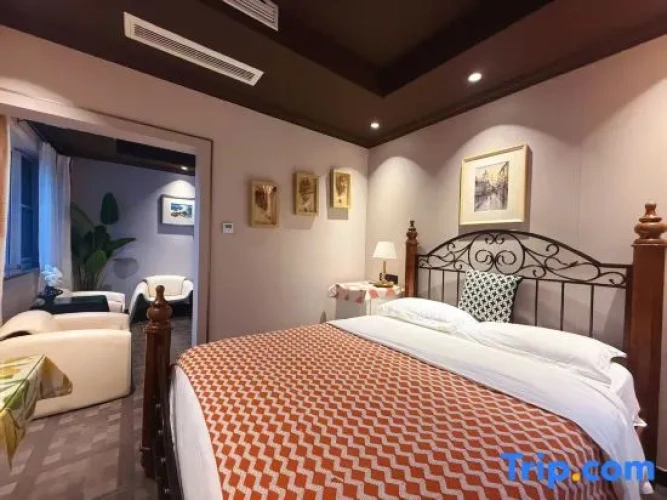 Deluxe Family Suite with sea view