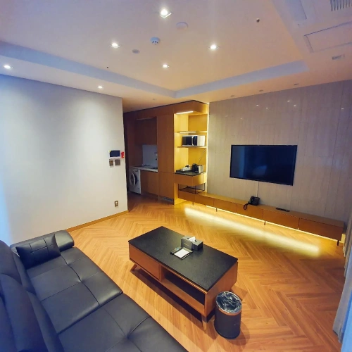 Quadruple Suite