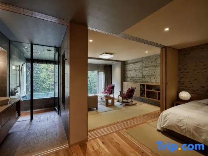Suite with garden view