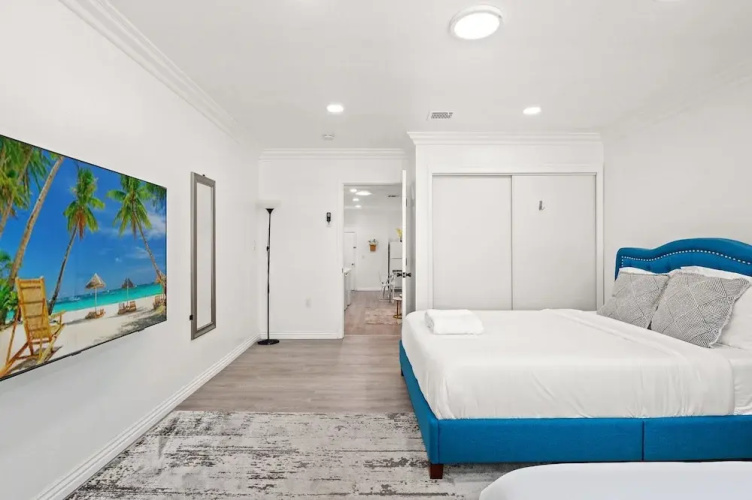 Spacious & Bright Home Fully Equipped