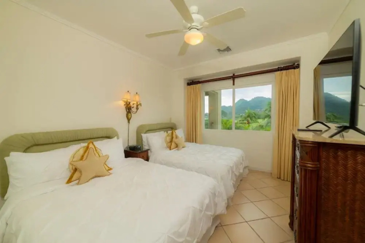Del Mar 4G - 3 bdr 2 Bath