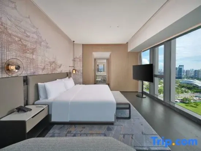 Premium Single Suite