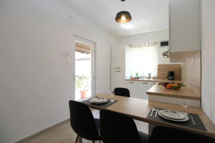 Apartment Padulj 1365