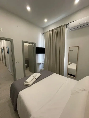 Economy room
