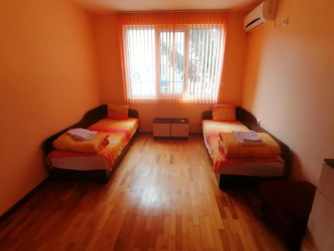 2 Bedrooms Apartment with view