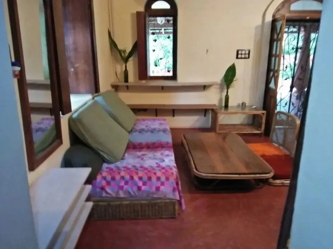 Chikoo House