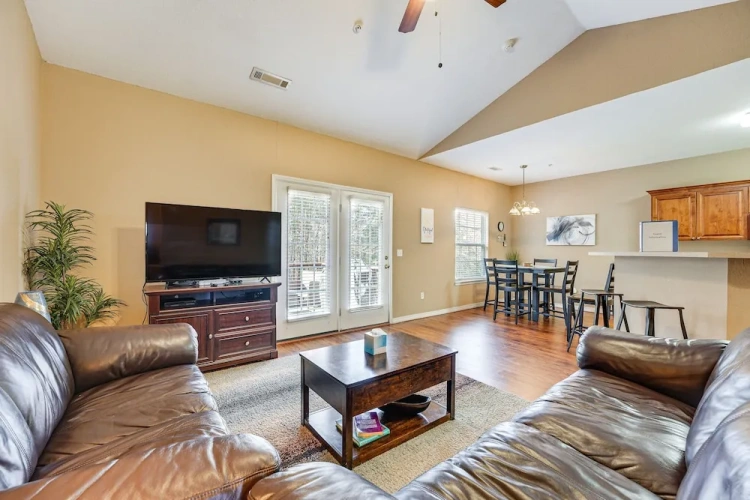 3 Bedrooms Cottage