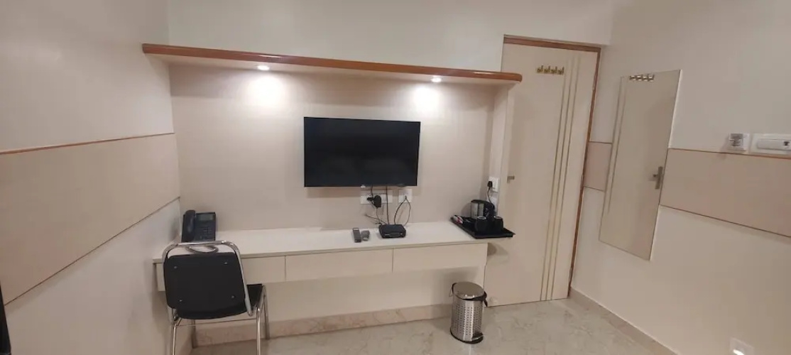 Nandhavanam A Business Class Residency