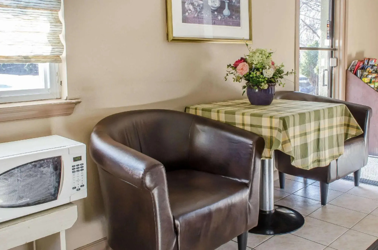 Rodeway Inn