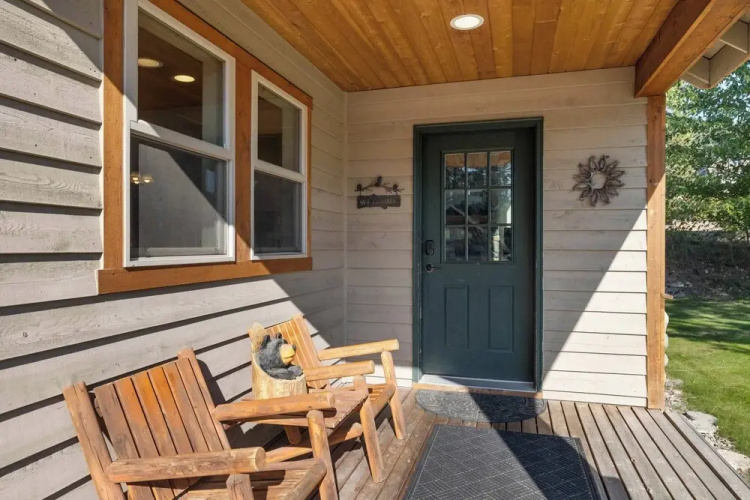 Dog-friendly Ronald Vacation Rental Cabin!
