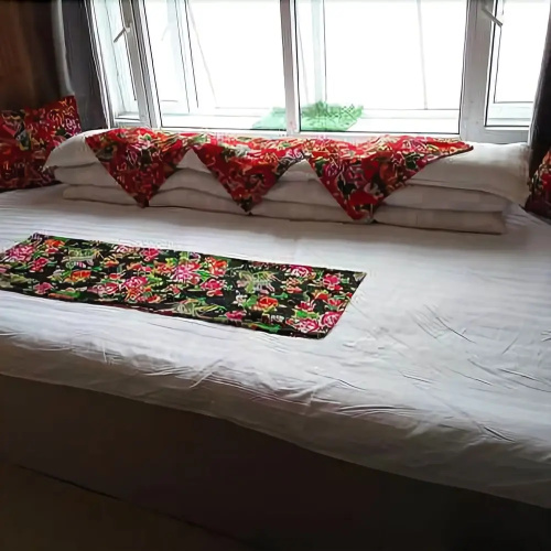 Wuchang Xuegu Another Home Hotel