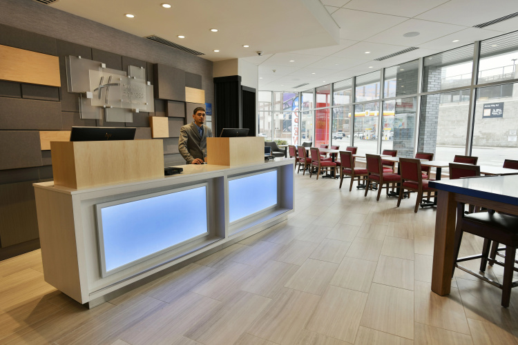 Holiday Inn Express & Suites Jersey City - Holland Tunnel photo 19
