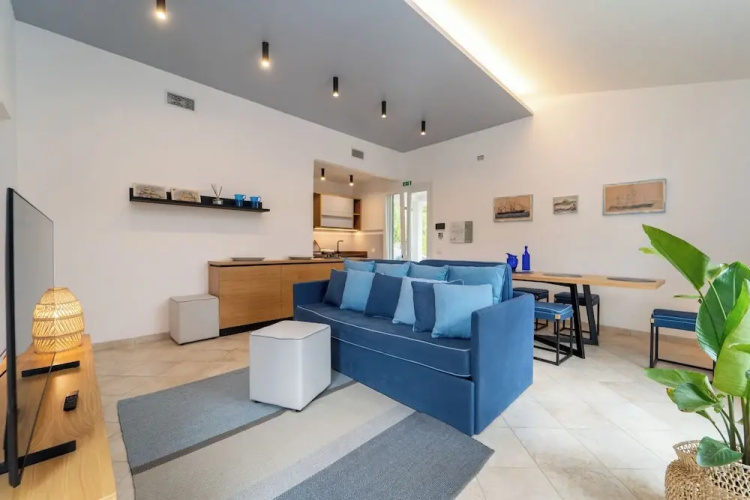 Elbitat Homes