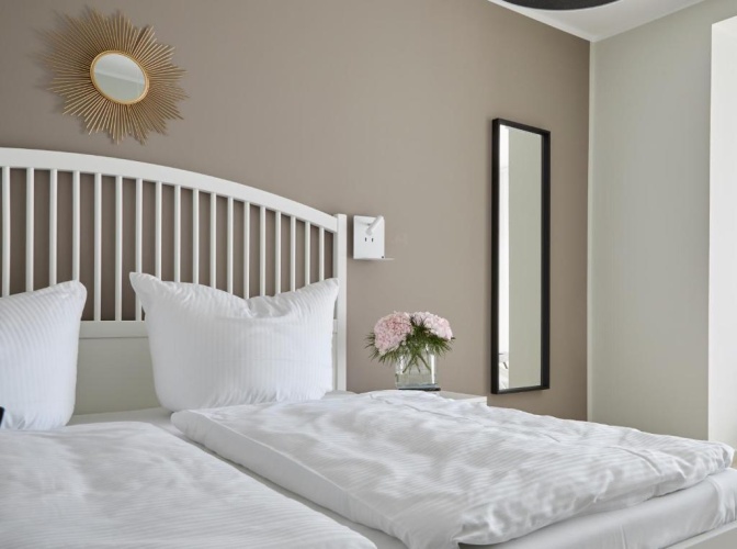 Double Suite