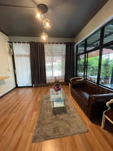 Service Apartment ชั้น1ใจกลางเมืองใกล้แหล่งท่องเที่ยว
