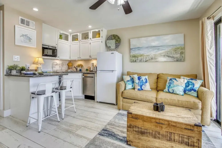 Beach Days by Ryson Vacation Rentals