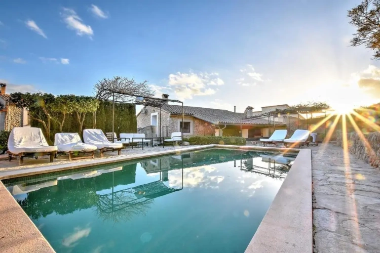 3 Bedrooms Villa