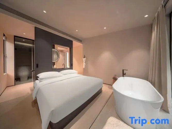 2 Bedrooms Duplex Villa