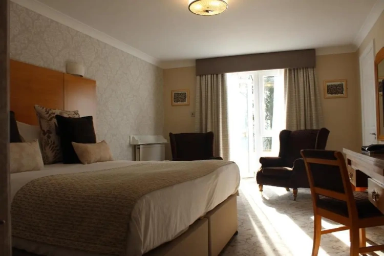 Standard Double room with garden view