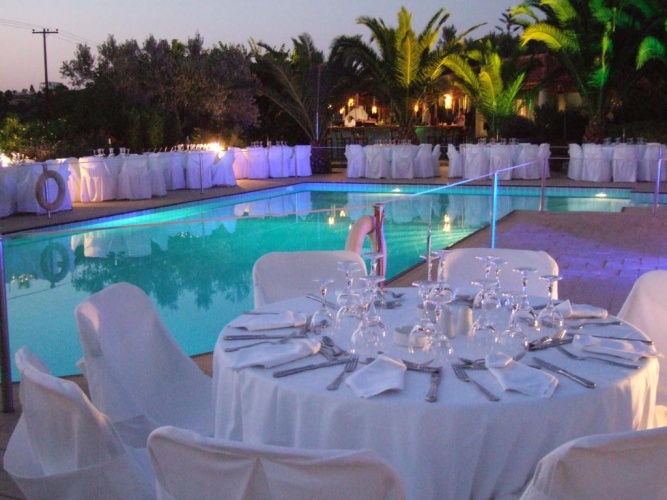 3 Bedrooms Villa