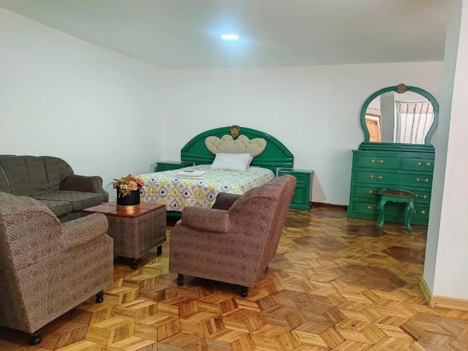 Hostal Altamira Suites
