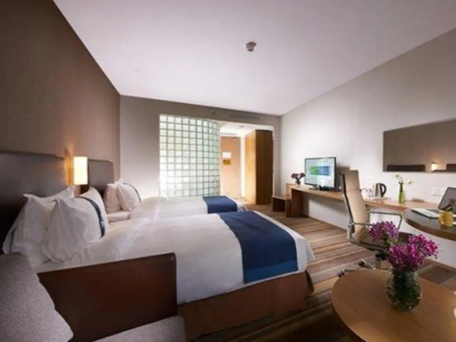 Standard Double room with view
