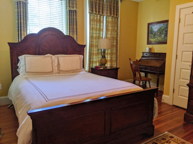 Grand Lux Inn