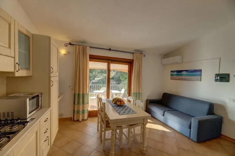 Apartment in Badus With Communal Pool