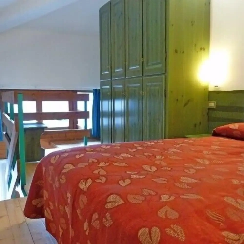 Economy Double Duplex room with courtyard view