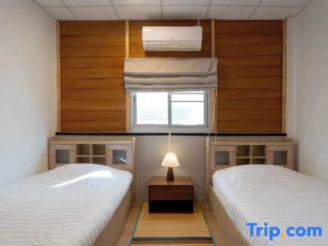 Classic Twin room