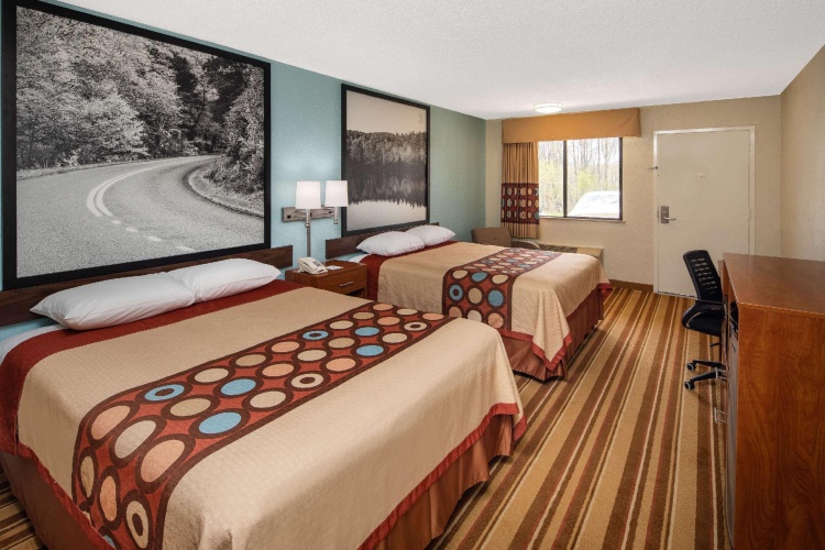 Standard Quadruple room