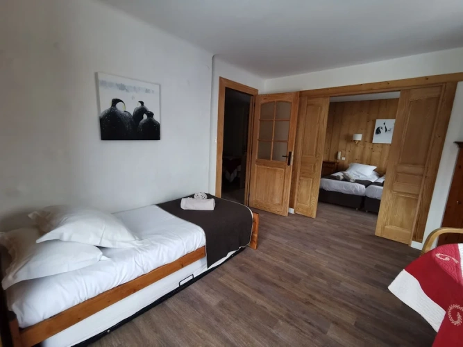 Twin Family Suite