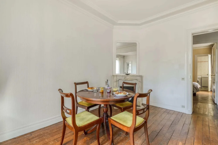 Bright and Homely Apartment in Batignolles