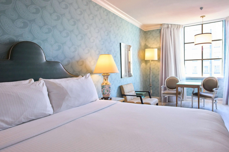 Hotel Fiona