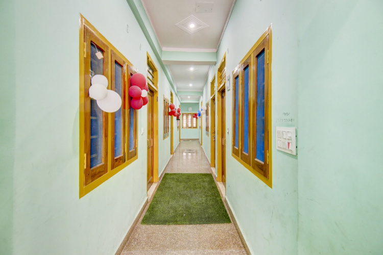 SPOT ON Chandra's Residence