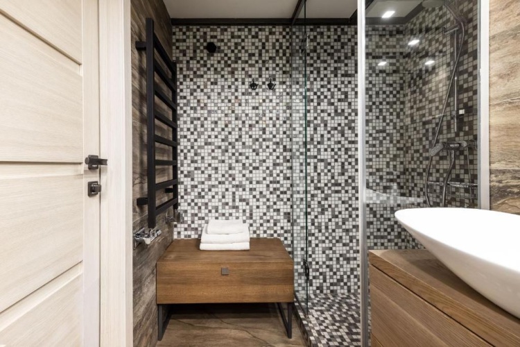 #stayhere - Unique Spacious & Modern 2BDR Upscale Neighbourhood