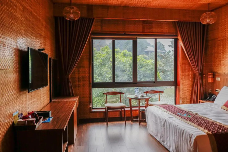 Thung Nham Resort