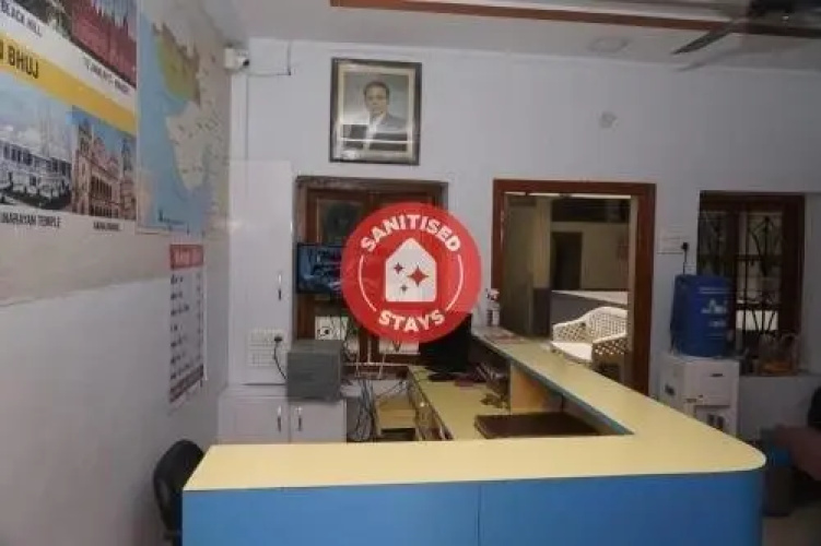 Hotel Shreenathji by OYO
