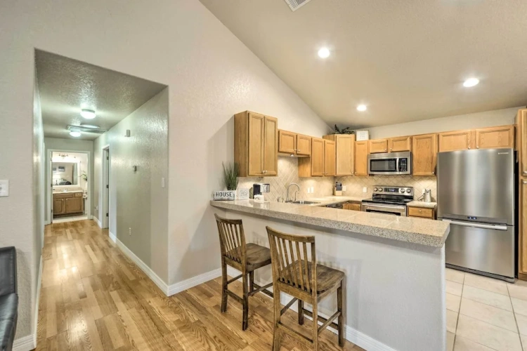 3 Bedrooms Cottage