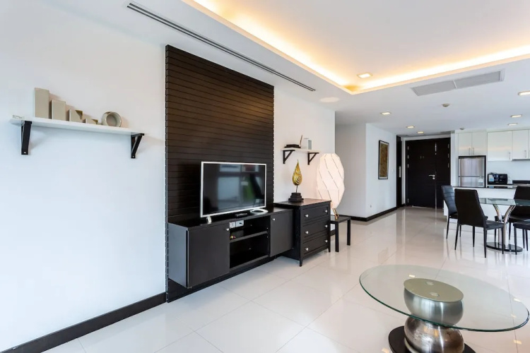 The Palms Kamala by Lofty