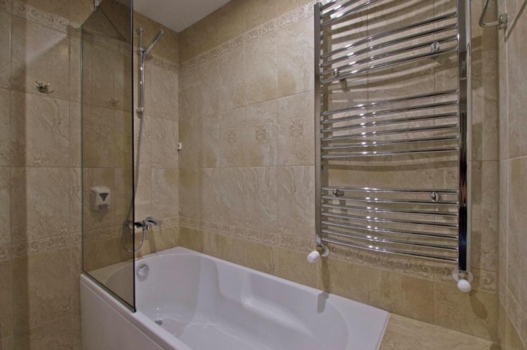 2 Bedrooms Apartment with balcony and with view