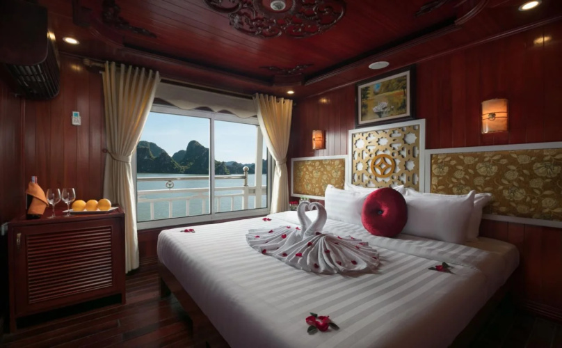 Rosa Cruise Halong