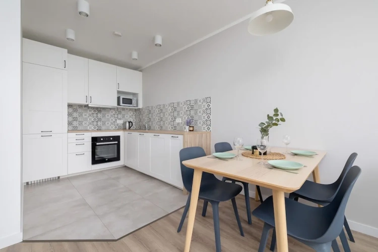 1 Bedroom Apartment with balcony
