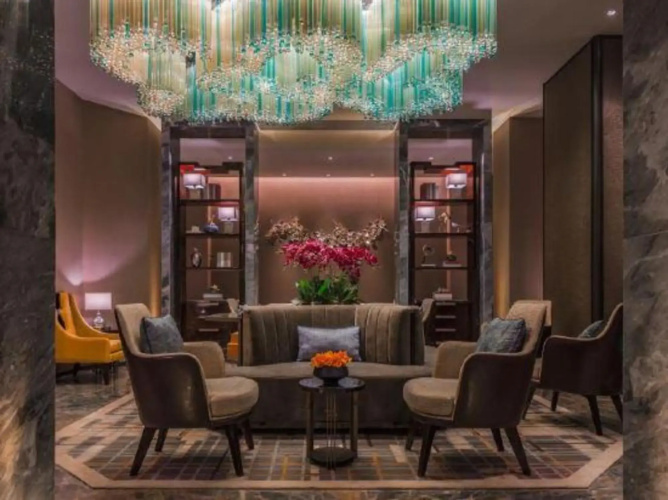 Huayi Hotel