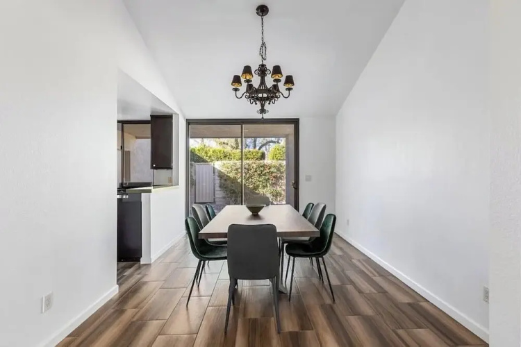 Sunset House