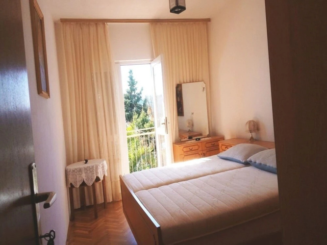 Apartments Ljubo