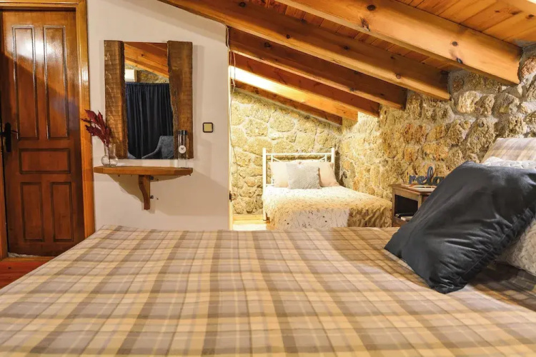 Petrino Lodge