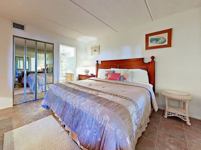 4400 Gulf Blvd Condo Unit 108