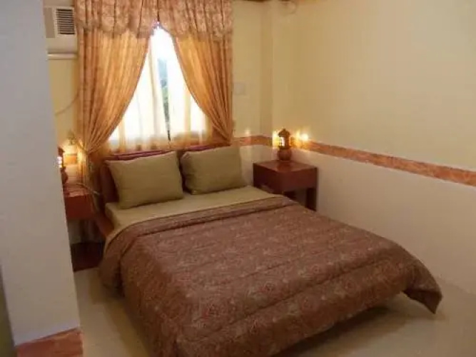 Murmar's Le Pram Hotel