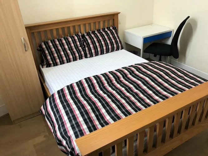 5 Bedroom House For Large Group